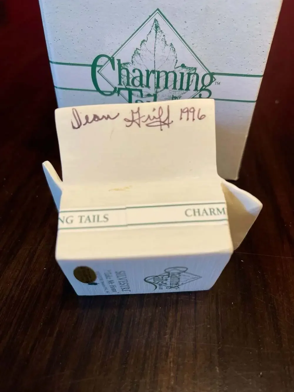 Charming Tails Take Me Home Mouse in Leaf Box Figurine by Dean Griff (1996)